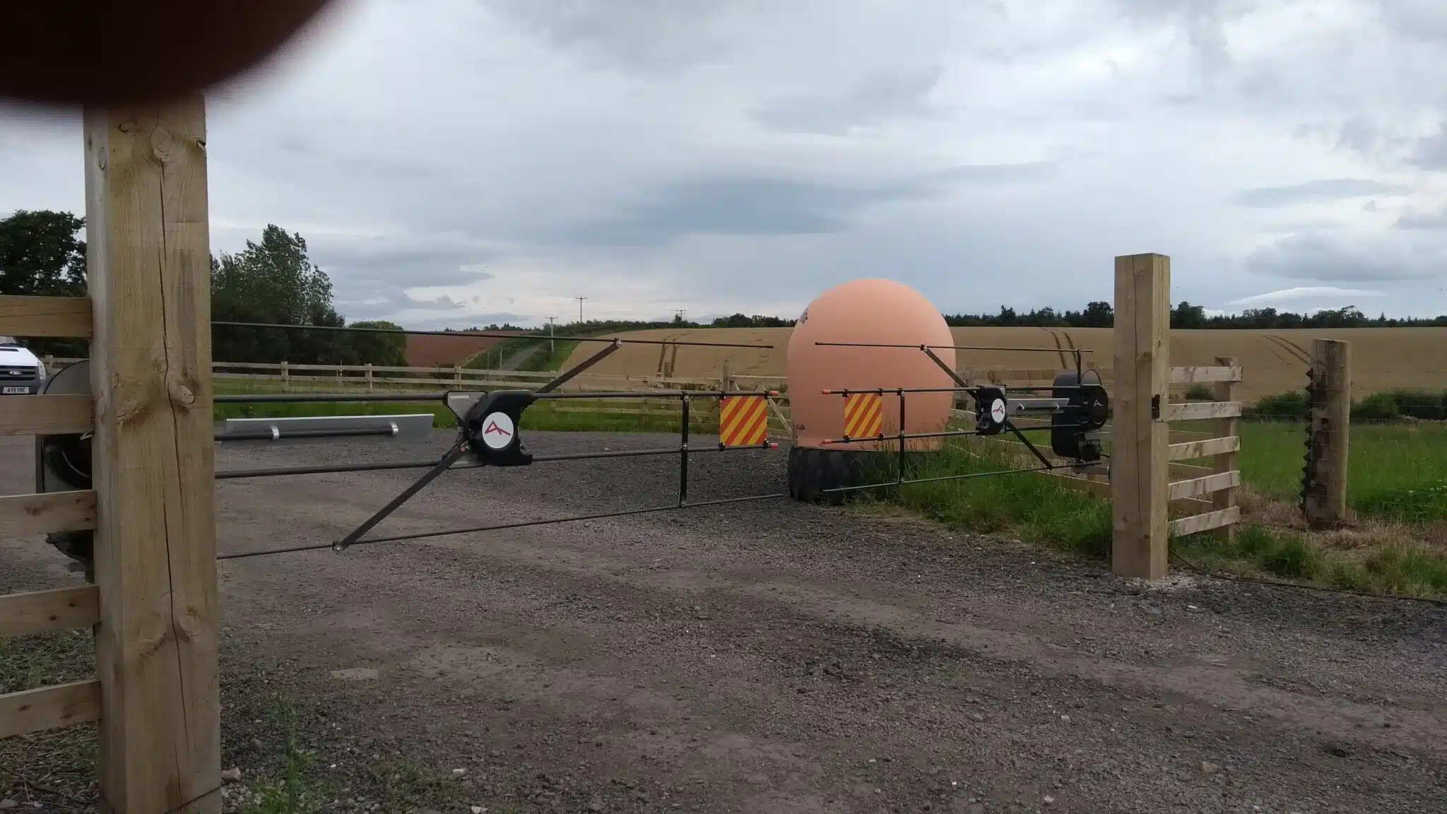 BioSecurity at Pig and Poultry Farms