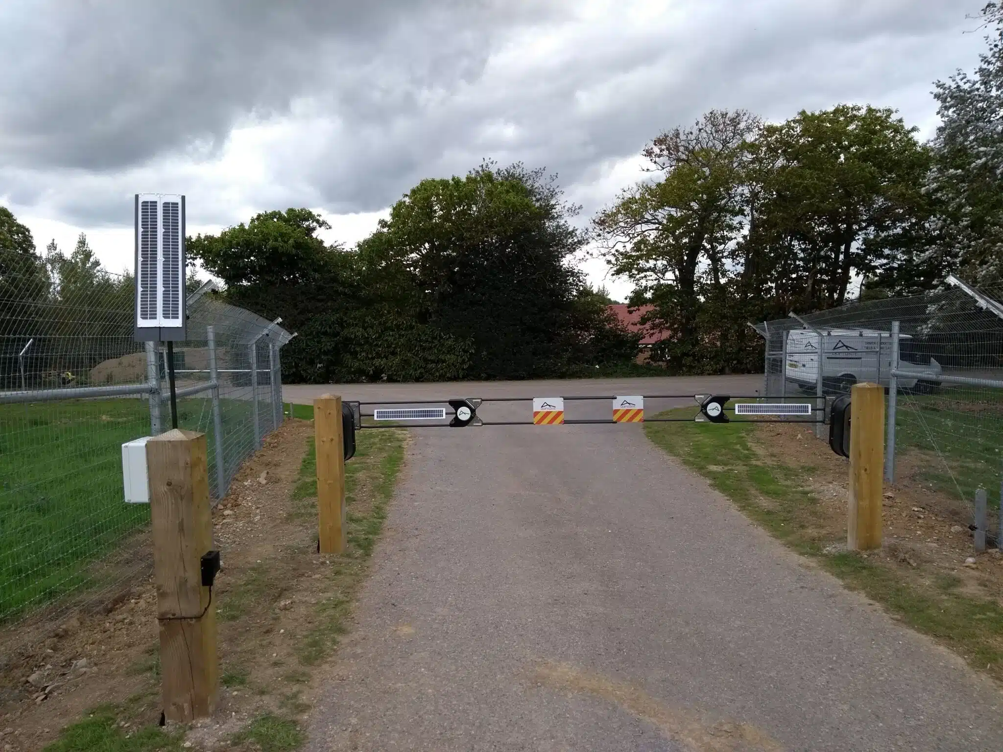 BioSecurity at Pig and Poultry Farms